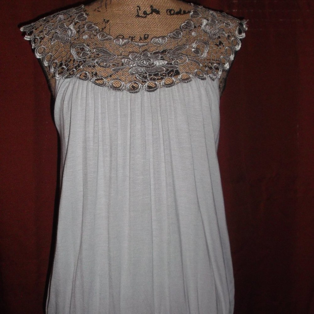 Women's Silver Grey Crochet Floral Laced Top